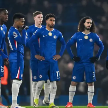 نجم تشيلسي يفتح باب الرحيل: لا يمكنني رفض برشلونة